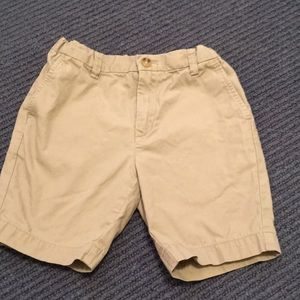 EUC Vineyard Vines khaki shorts 7